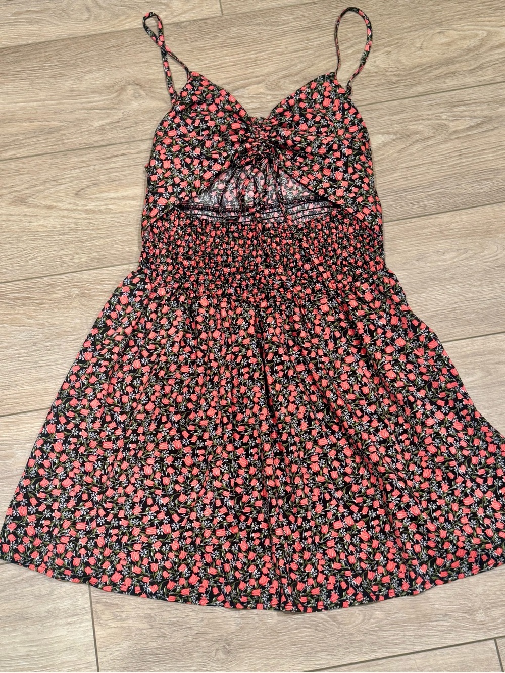 Womens front cut out Floral Sundress M NWOT